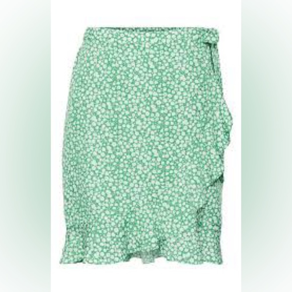 Vero Moda Green Floral Skirt